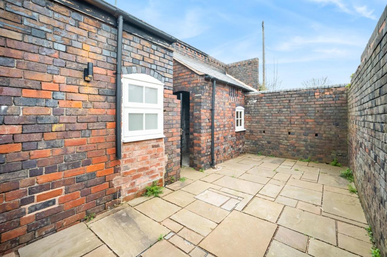 Beautiful Waterside Apartment - Parking - Perry Barr - Top Rated Birmingham Ngoại thất bức ảnh
