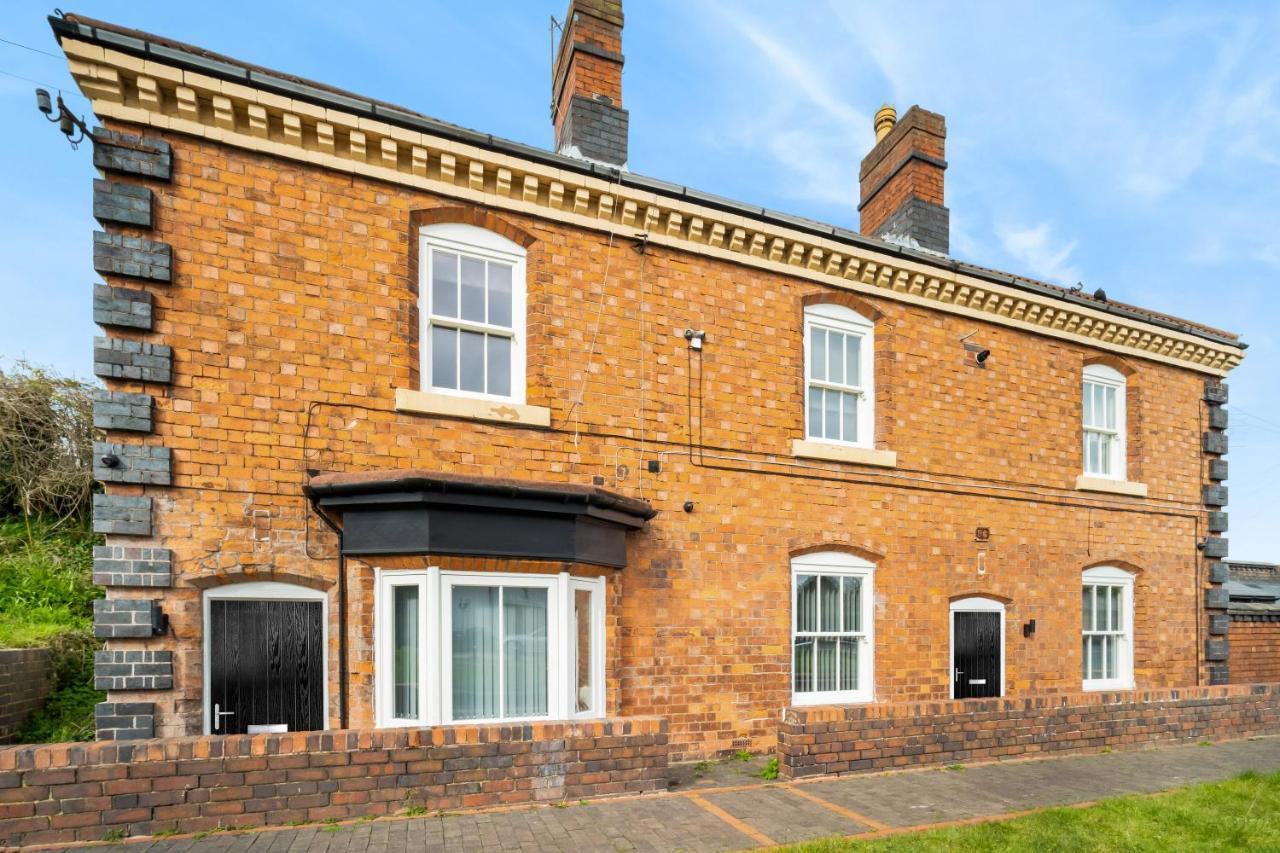 Beautiful Waterside Apartment - Parking - Perry Barr - Top Rated Birmingham Ngoại thất bức ảnh